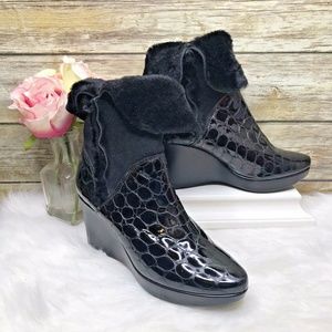 Donald J Pliner Black Croc Patent Leather Boots